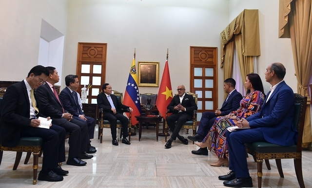Phó Thủ tướng Trần Lưu Quang hội kiến Chủ tịch Quốc hội Venezuela