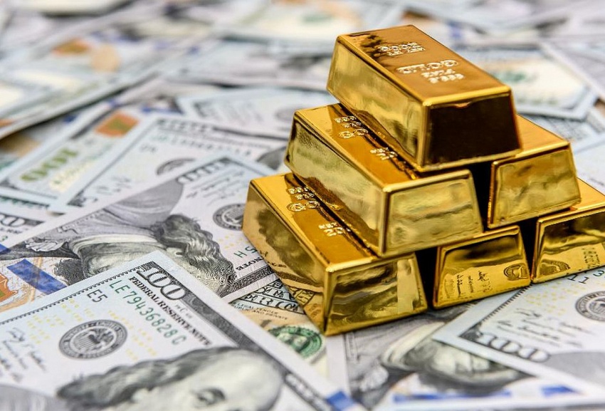 Giá vàng thế giới đã bứt phá mạnh, tăng thêm 40,19 USD lên mức 2.707,10 USD/ounce sau động thái cắt giảm lãi suất của Fed